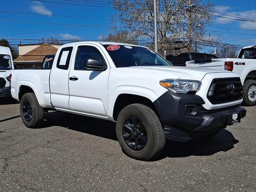 2023 Toyota Tacoma SR