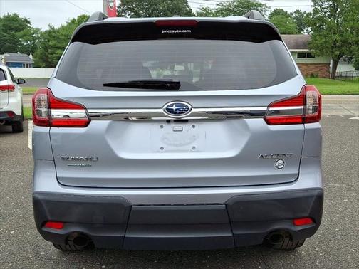 2019 Subaru Ascent Base 8-Passenger