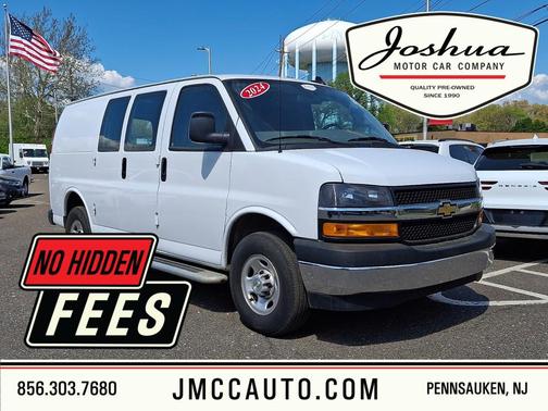 Summit White 2024 Chevrolet Express 2500 LT