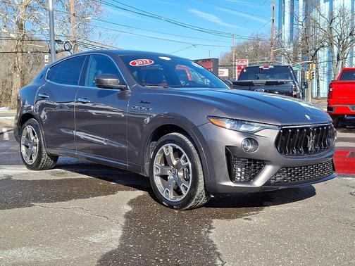 2023 Maserati Levante Modena