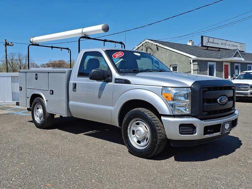 Oxford White 2016 Ford F-350 XL