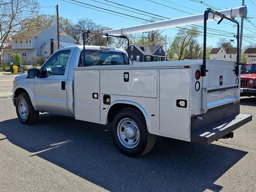 Oxford White 2016 Ford F-350 XL