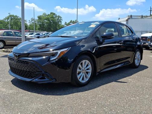 Midnight Black Metallic 2023 Toyota Corolla SE
