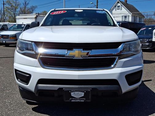 Summit White 2016 Chevrolet Colorado WT