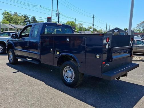 Blue Jeans Metallic 2016 Ford F-250 XL