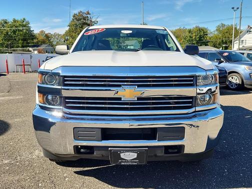 Summit White 2017 Chevrolet Silverado 2500 WT