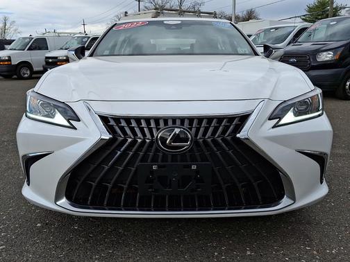 Eminent White Pearl 2022 Lexus ES 350 Base