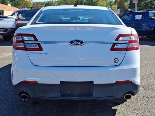 2013 Ford Taurus SEL