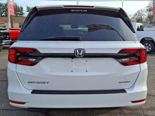 2023 Honda Odyssey Sport