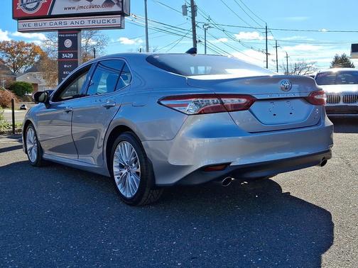 2018 Toyota Camry XLE