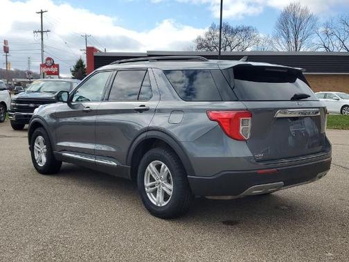 CARBONIZED GRAY METALLIC 2023 Ford Explorer XLT