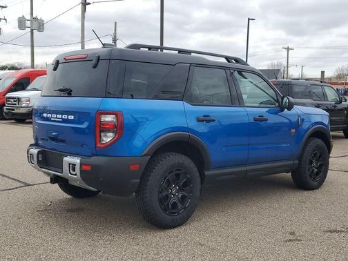 Velocity Blue Metallic 2025 Ford Bronco Sport Badlands