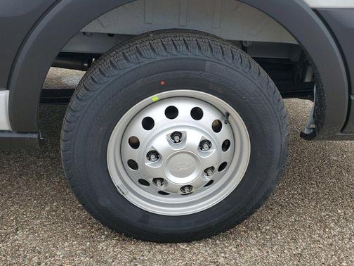 Oxford White 2026 Ford Transit-350 XL
