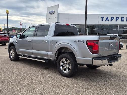 ICONIC SILVER METALLIC 2025 Ford F-150 XLT