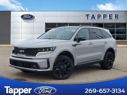Wolf Gray 2023 Kia Sorento SX