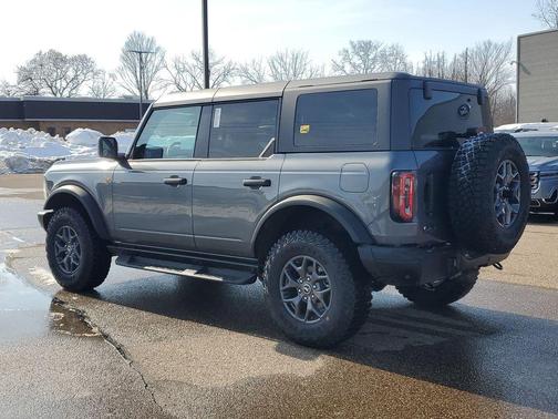 Gray 2025 Ford Bronco Badlands