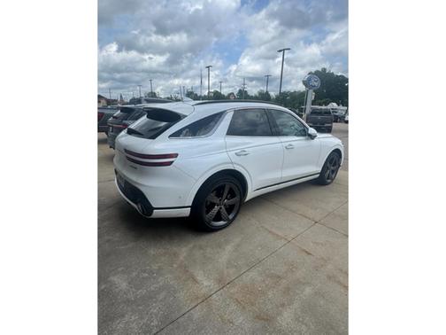 Uyuni White 2022 Genesis GV70 3.5T Sport