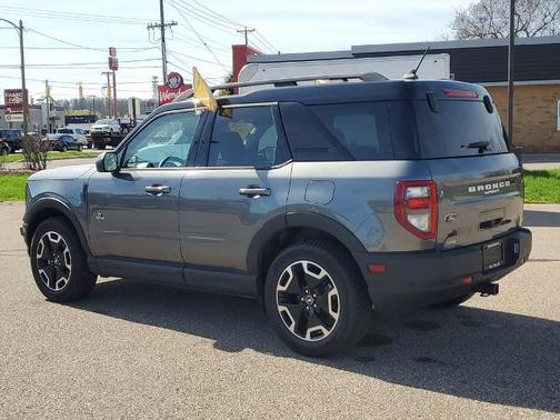 CARBONIZED GRAY METALLIC 2024 Ford Bronco Sport OUTER BANKS