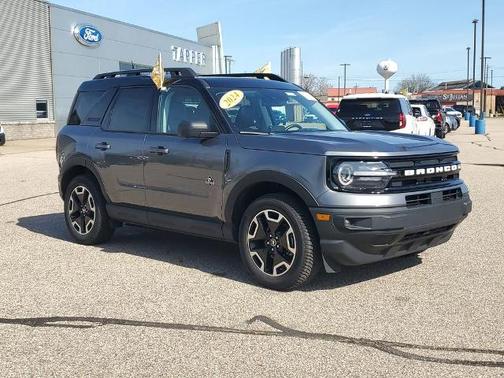 CARBONIZED GRAY METALLIC 2024 Ford Bronco Sport OUTER BANKS