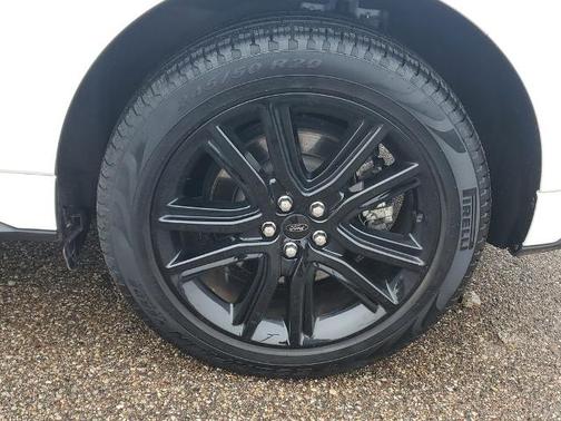 2024 Ford Edge ST-LINE