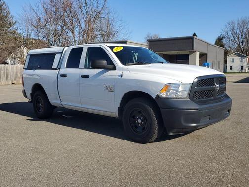 Bright White Clearcoat 2023 RAM 1500 Classic Tradesman