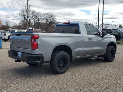 Sterling Gray Metallic 2025 Chevrolet Silverado 1500 WT