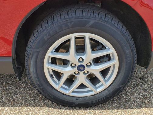 Red Tinted Clearcoat 2022 Ford Edge SEL