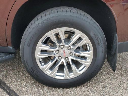 Redwood Metallic 2022 GMC Yukon SLT