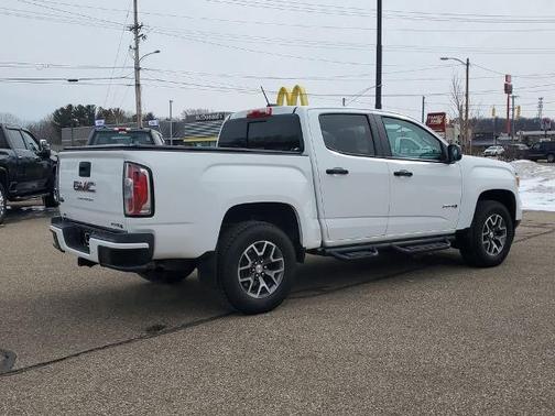 2022 GMC Canyon AT4