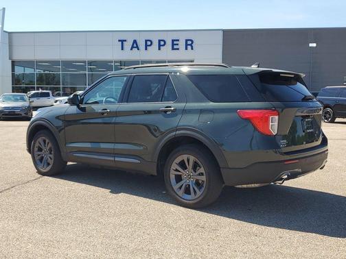 Forged Green Metallic 2024 Ford Explorer XLT