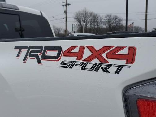 2020 Toyota Tacoma TRD SPORT
