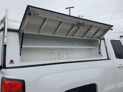 Summit White 2019 Chevrolet Silverado 1500 LD LT