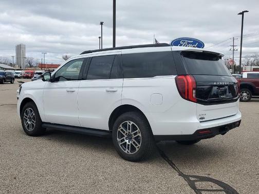 OXFORD WHITE 2025 Ford Expedition ACTIVE