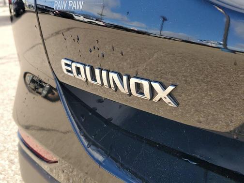 Mosaic Black Metallic 2023 Chevrolet Equinox 1LT