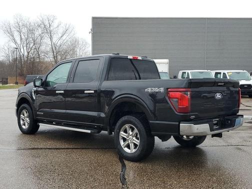 Agate Black Metallic 2024 Ford F-150 XLT