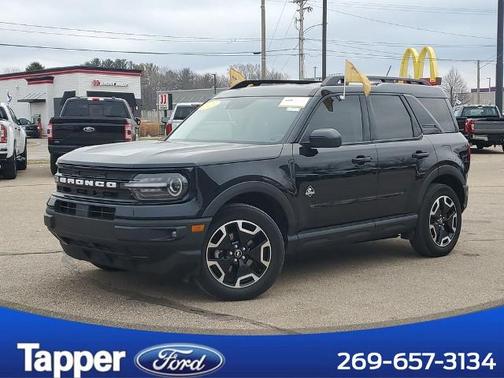 SHADOW BLACK 2023 Ford Bronco Sport OUTER BANKS SUV