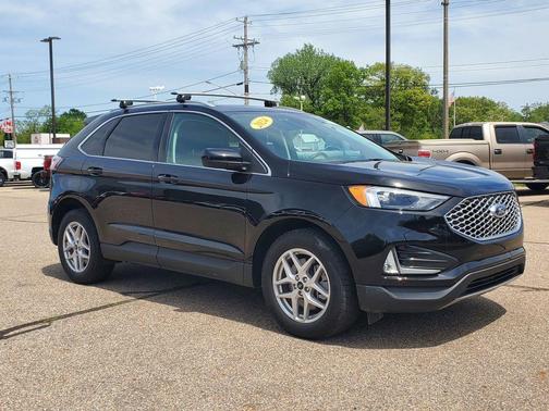 Agate Black Metallic 2024 Ford Edge SEL