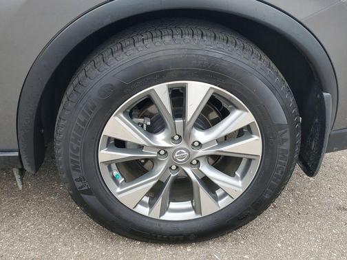 Gun Metallic 2018 Nissan Murano SL