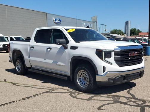 Summit White 2024 GMC Sierra 1500 Pro