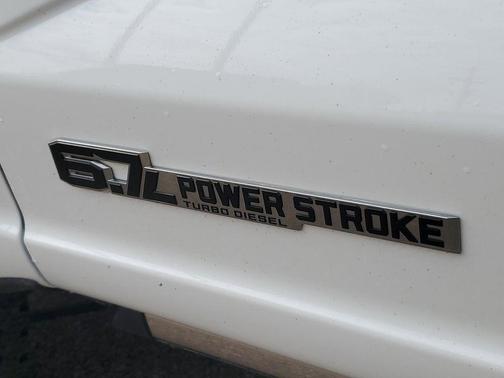 Star White 2024 Ford F-250 Platinum