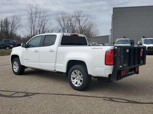 Summit White 2022 Chevrolet Colorado LT