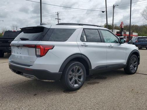 White 2026 Ford Explorer Active