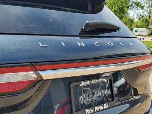 Flight Blue 2022 Lincoln Corsair Grand Touring