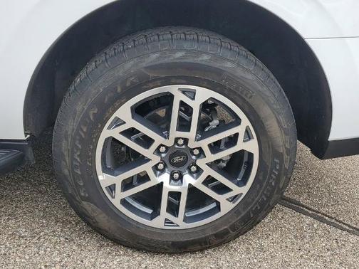 OXFORD WHITE 2025 Ford Expedition ACTIVE