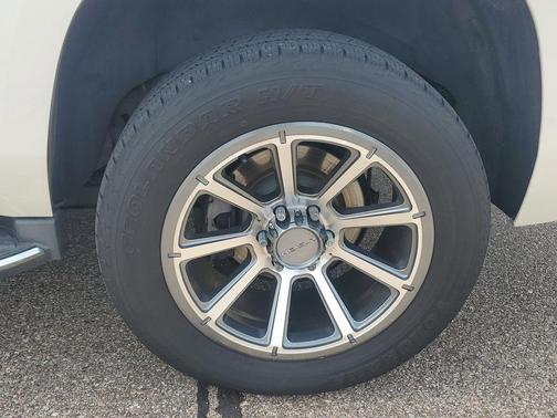 White Diamond Tri-Coat 2015 Chevrolet Tahoe LTZ