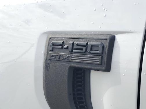 Oxford White 2023 Ford F-150 XL