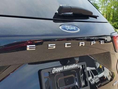 Agate Black Metallic 2023 Ford Escape ST-Line