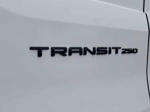 Oxford White 2026 Ford Transit-250 148 WB Medium Roof Cargo