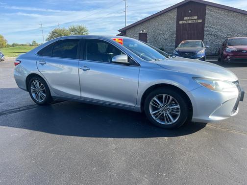 2017 Toyota Camry SE