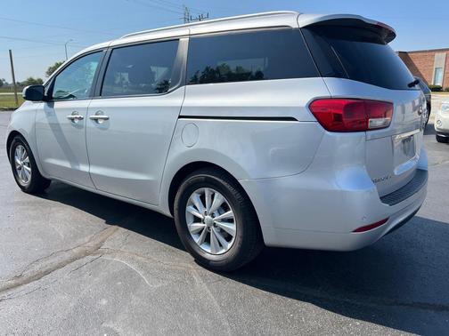 2018 Kia Sedona LX